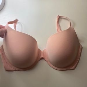 Victoria Secret uplift semi demi 34DD - push-up bra